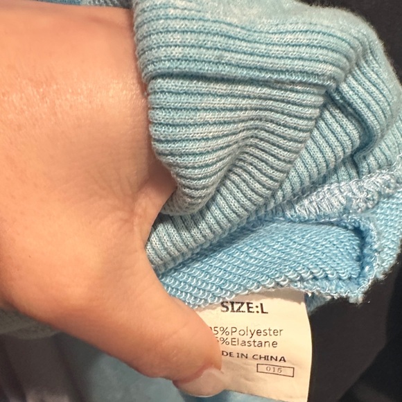 Light blue pullover - Picture 3 of 3